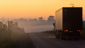 caminhão na estrada - shell rimula