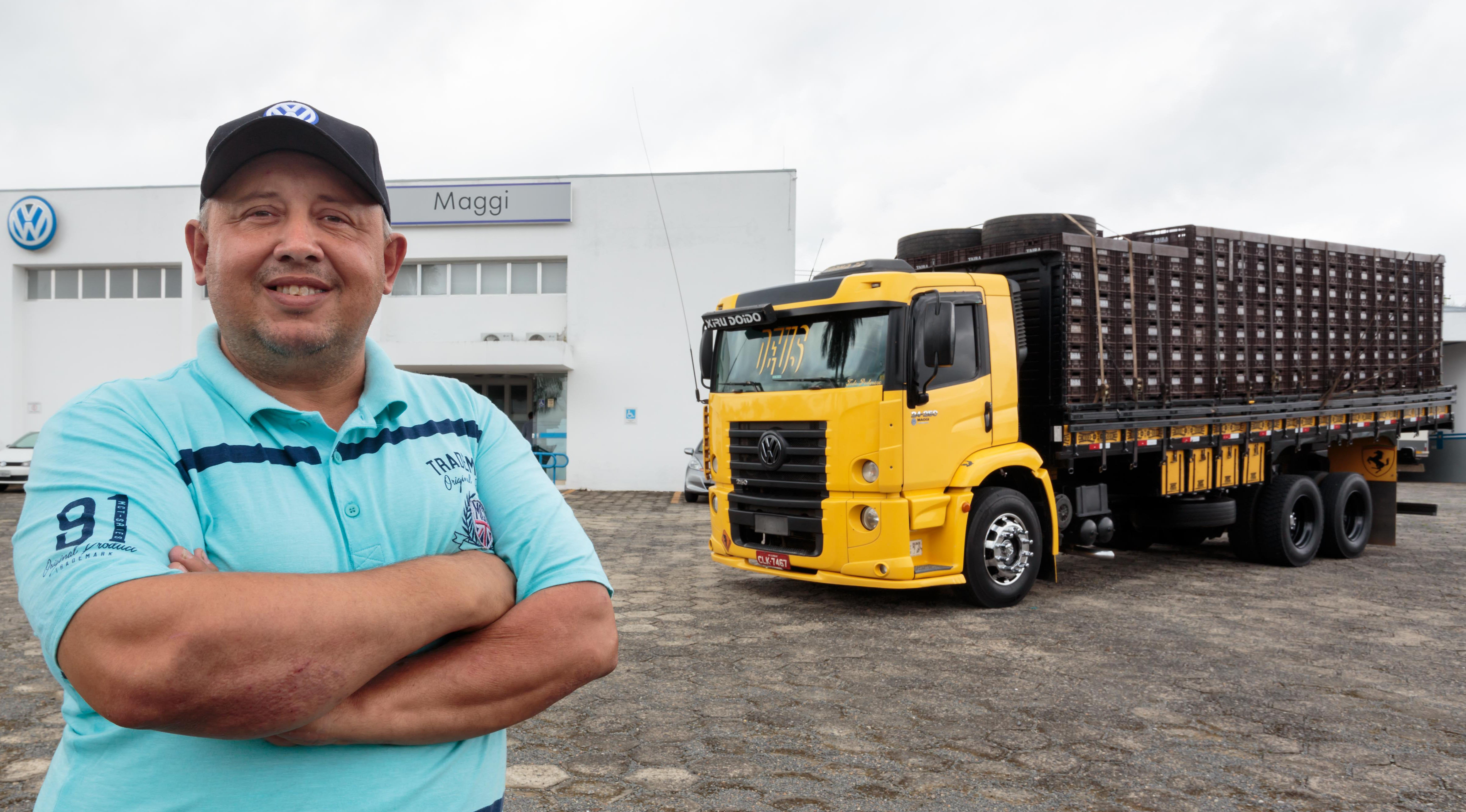 caminhoneiro Luciano Braga conseguiu preservar o motor Cummins de seu VW 24.250 original com 1.5 millhão de km rodados