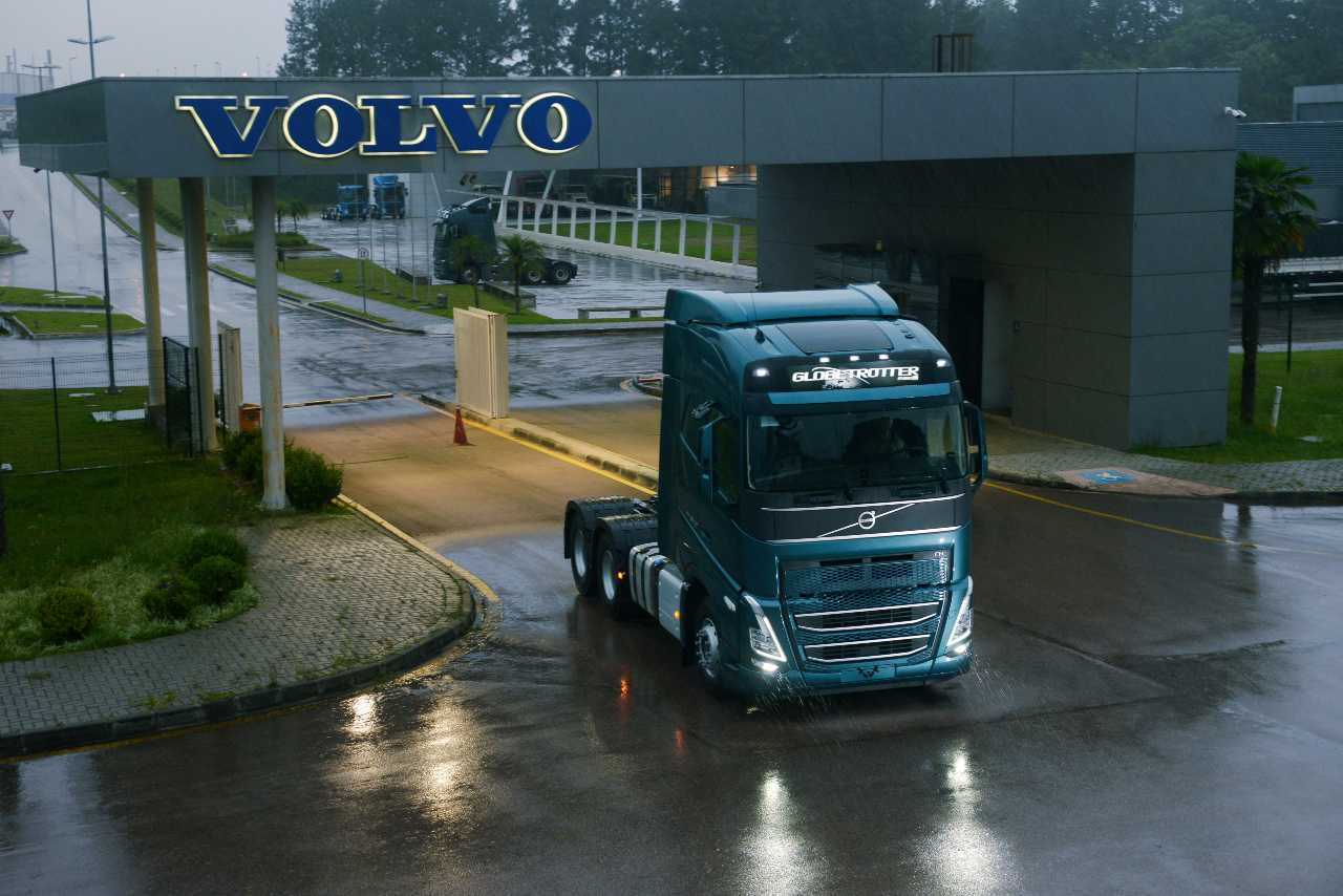 Volvo prevê um mercado com 23 mil caminhões a menos em 2023