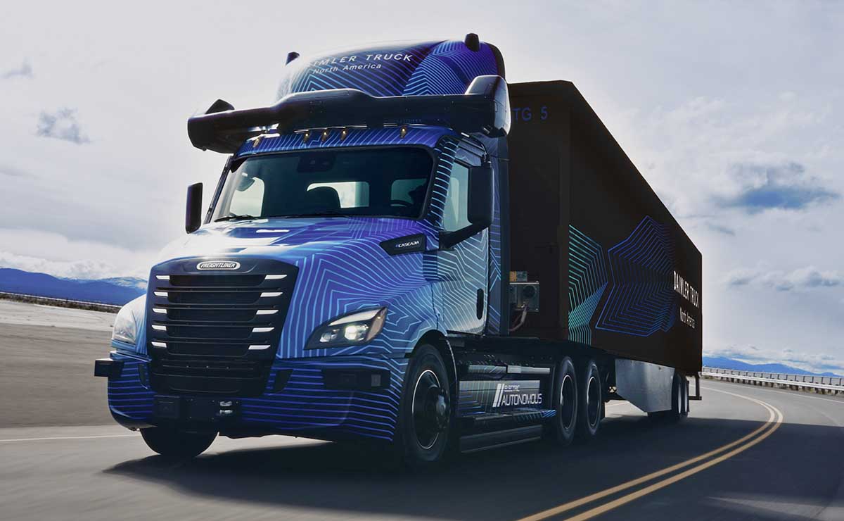 Daimler Truck apresenta o Freightliner eCascadia elétrico e autônomo