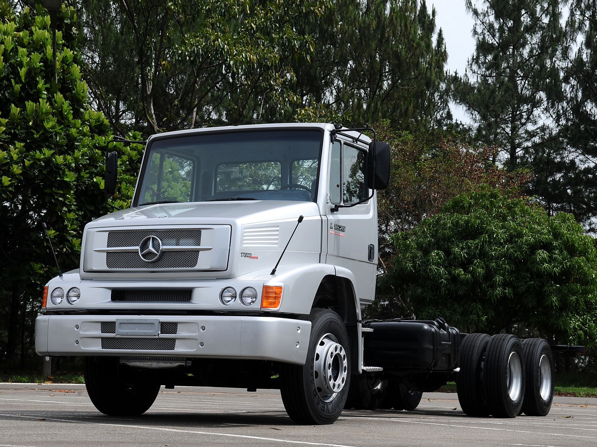 Venda de caminhões usados cai, mas Ford e Mercedes são os preferidos