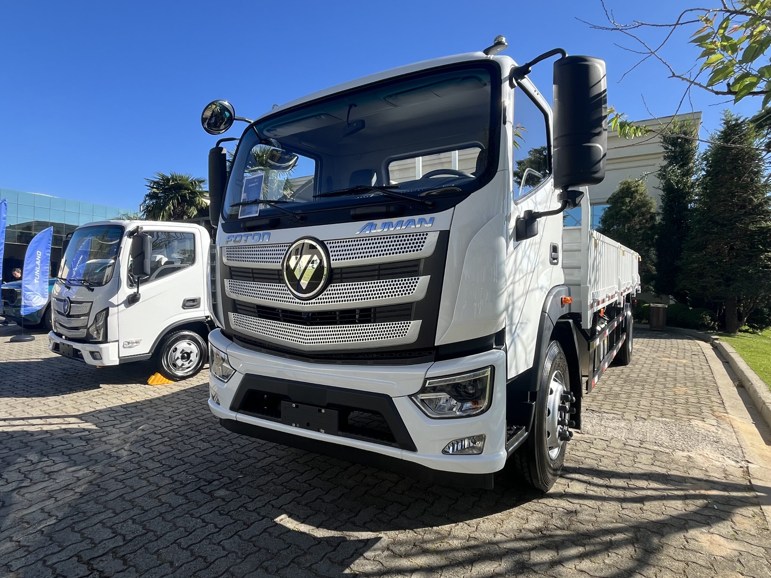 Foton apresenta caminhões leves e semipesados no Brasil