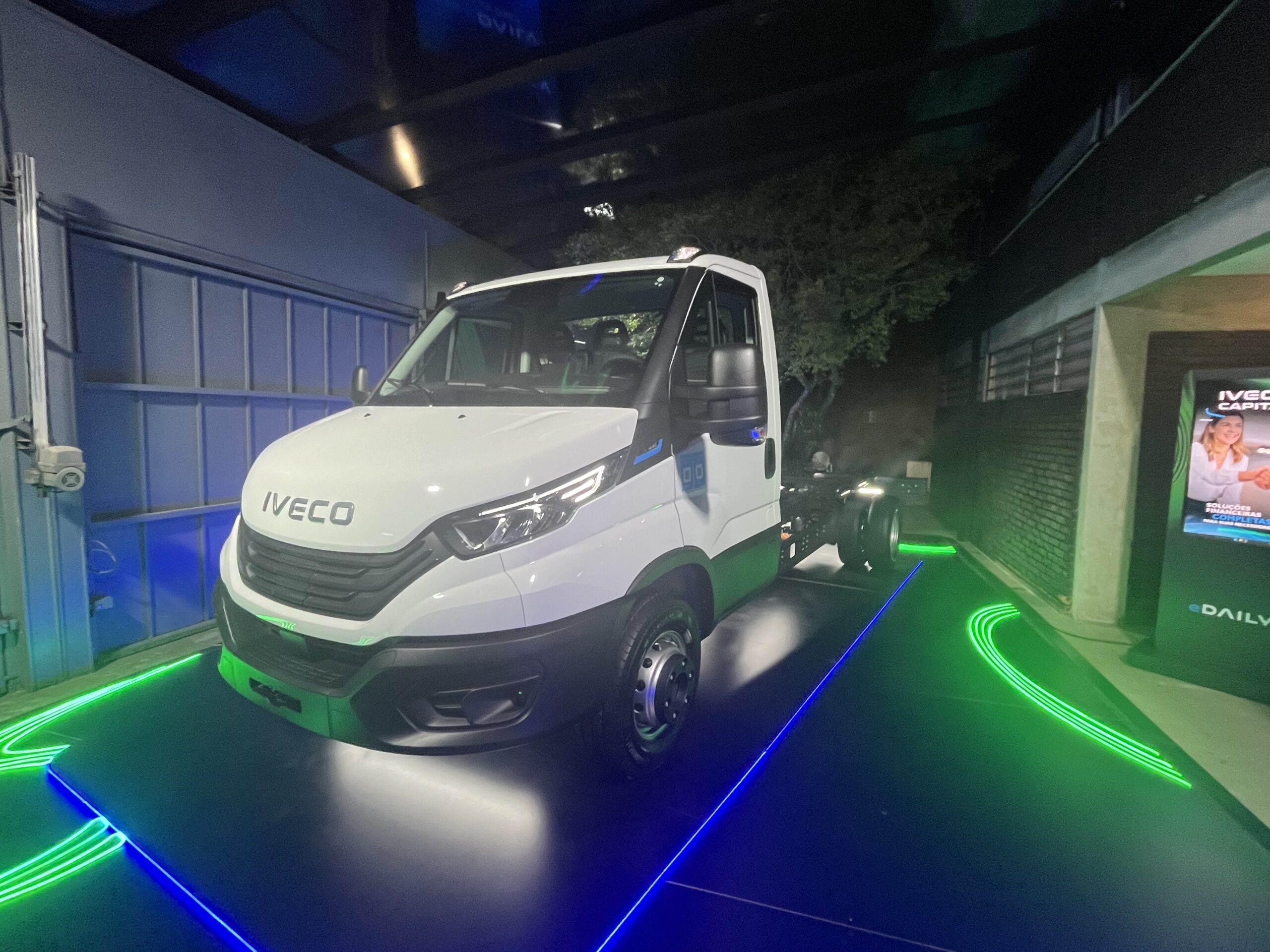 Iveco eDaily começa a ser vendida no Brasil