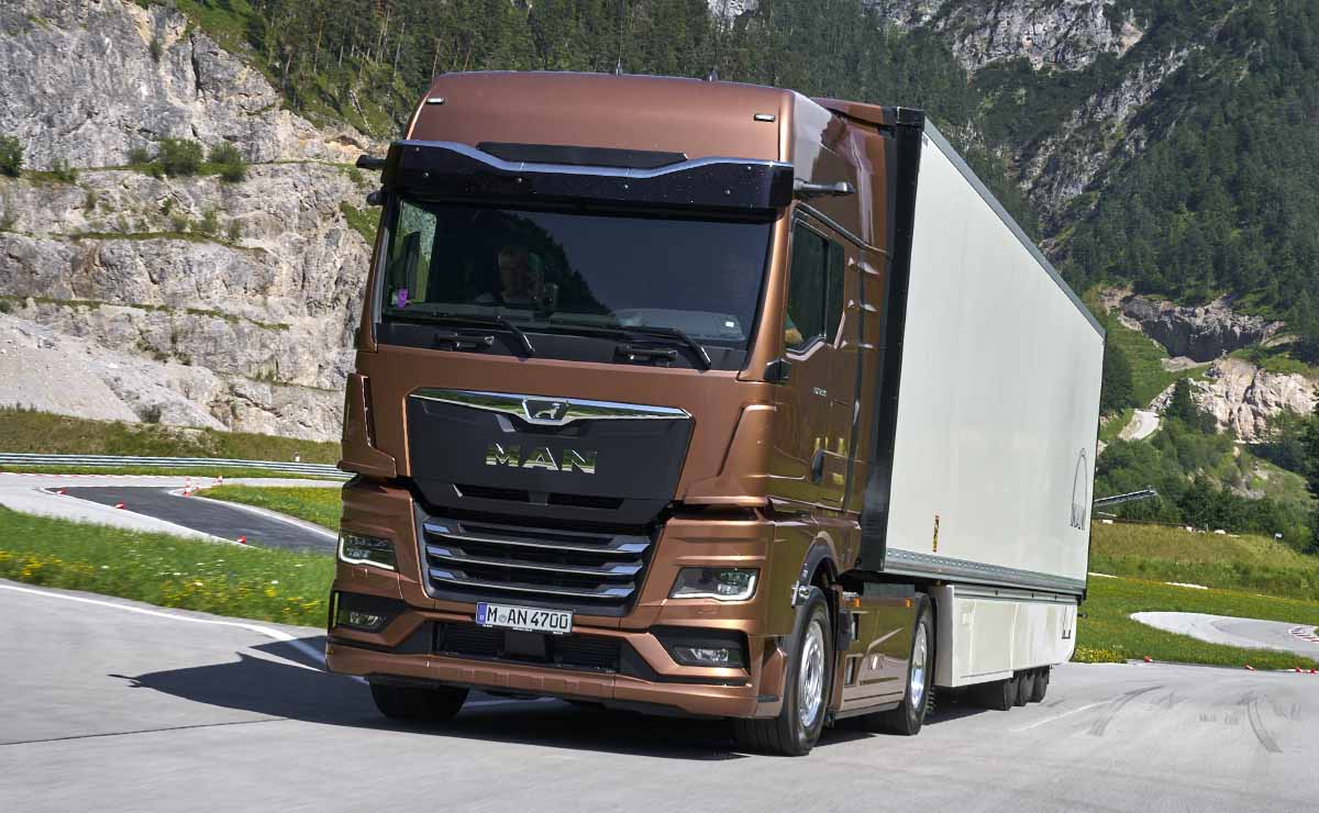 Depois da Navistar, agora é a vez da MAN, utilizar o trem de força da plataforma S13 nos seus caminhões