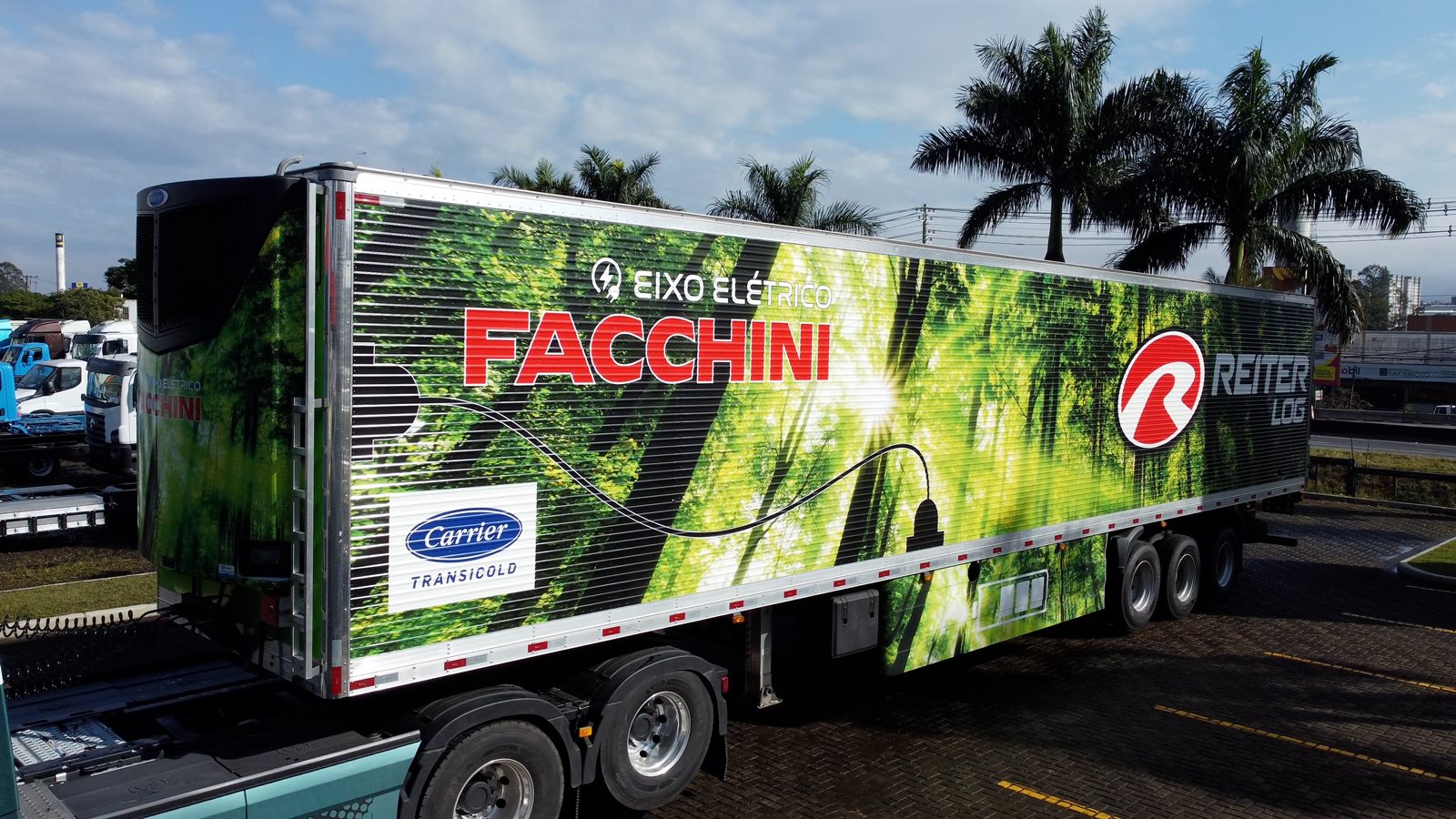 Reiter Log começa a rodar com semirreboque elétrico frigorífico da Facchini