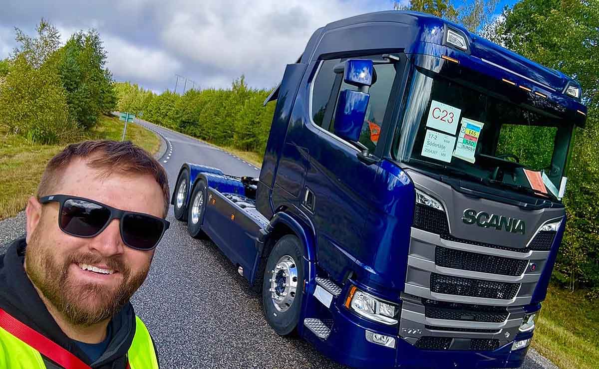 Depois de três décadas, um Scania V8 volta ao mercado americano