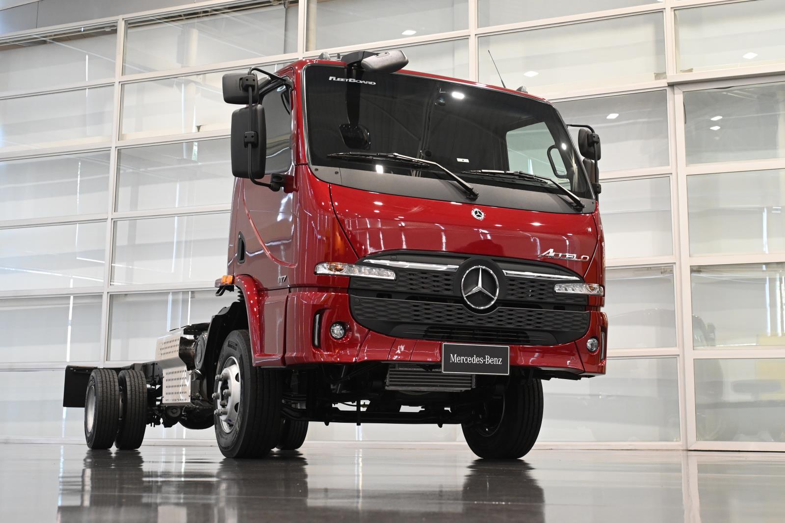 Mercedes-Benz Accelo vai para a Fenatran totalmente renovado