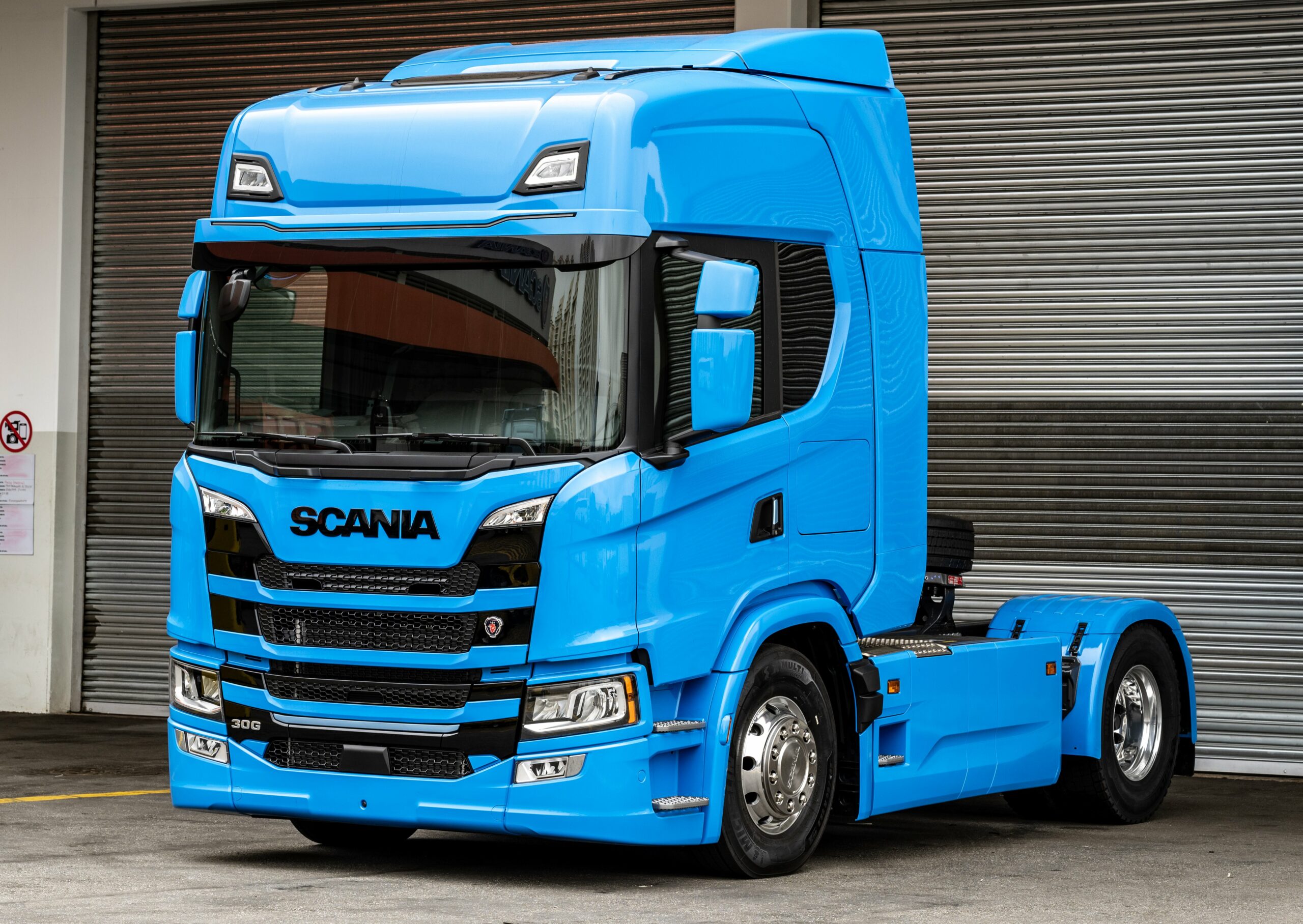 Scania já tem cinco potenciais clientes para o seu novo cavalo mecânico G30 4x2, modelo elétrico a bateria que será importado da Suécia