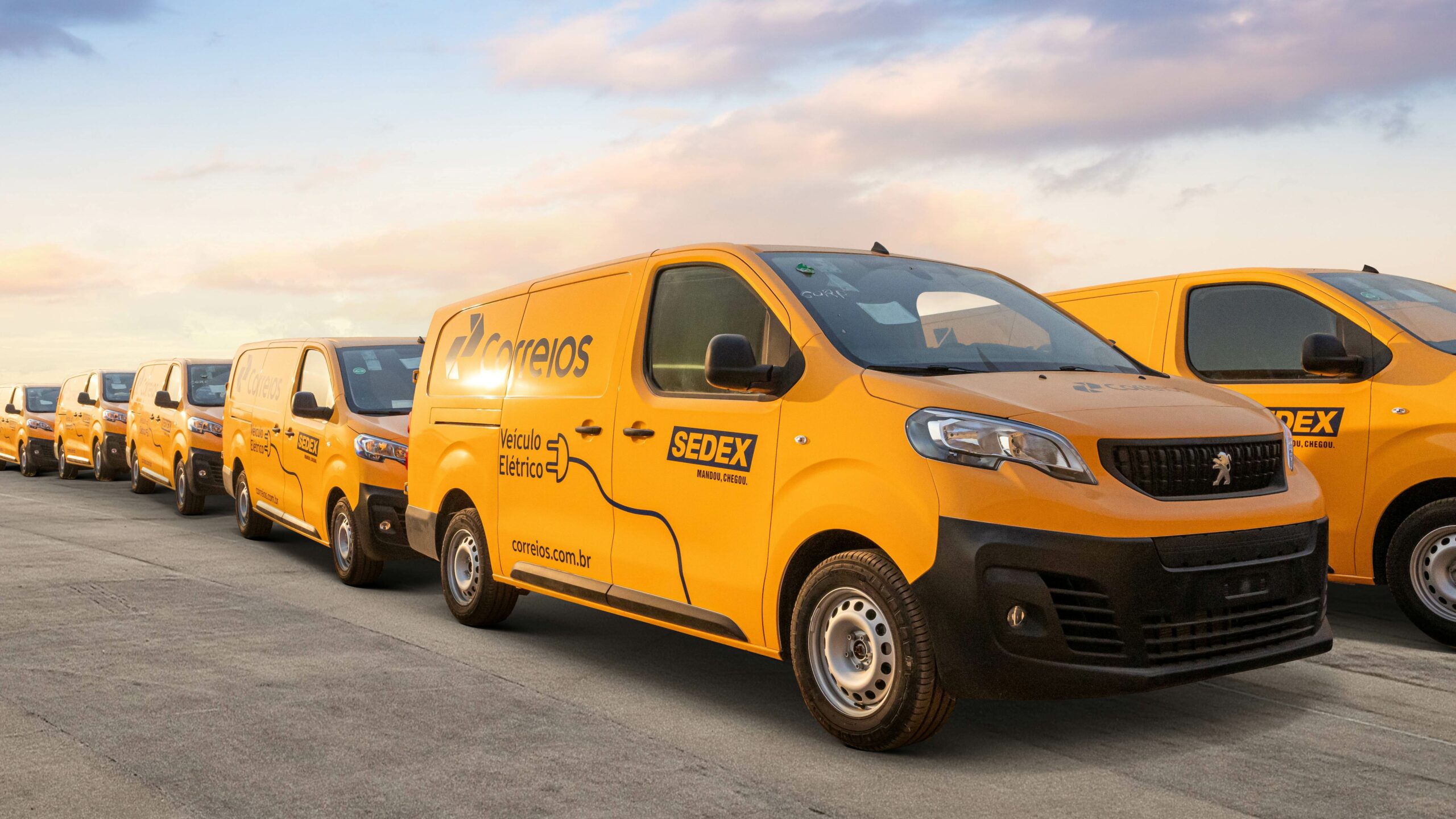 Correios. Peugeot. e-Expert