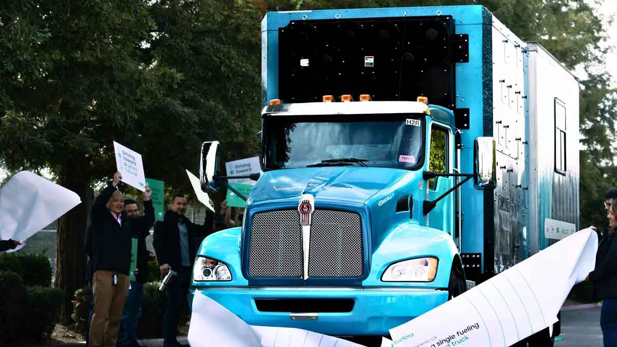 Accelera, da Cummins, roda quase 3 mil km com caminhão a hidrogênio