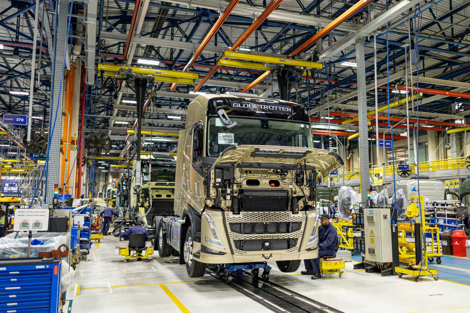 Volvo do Brasil vai exportar caminhões FH e VM para o México