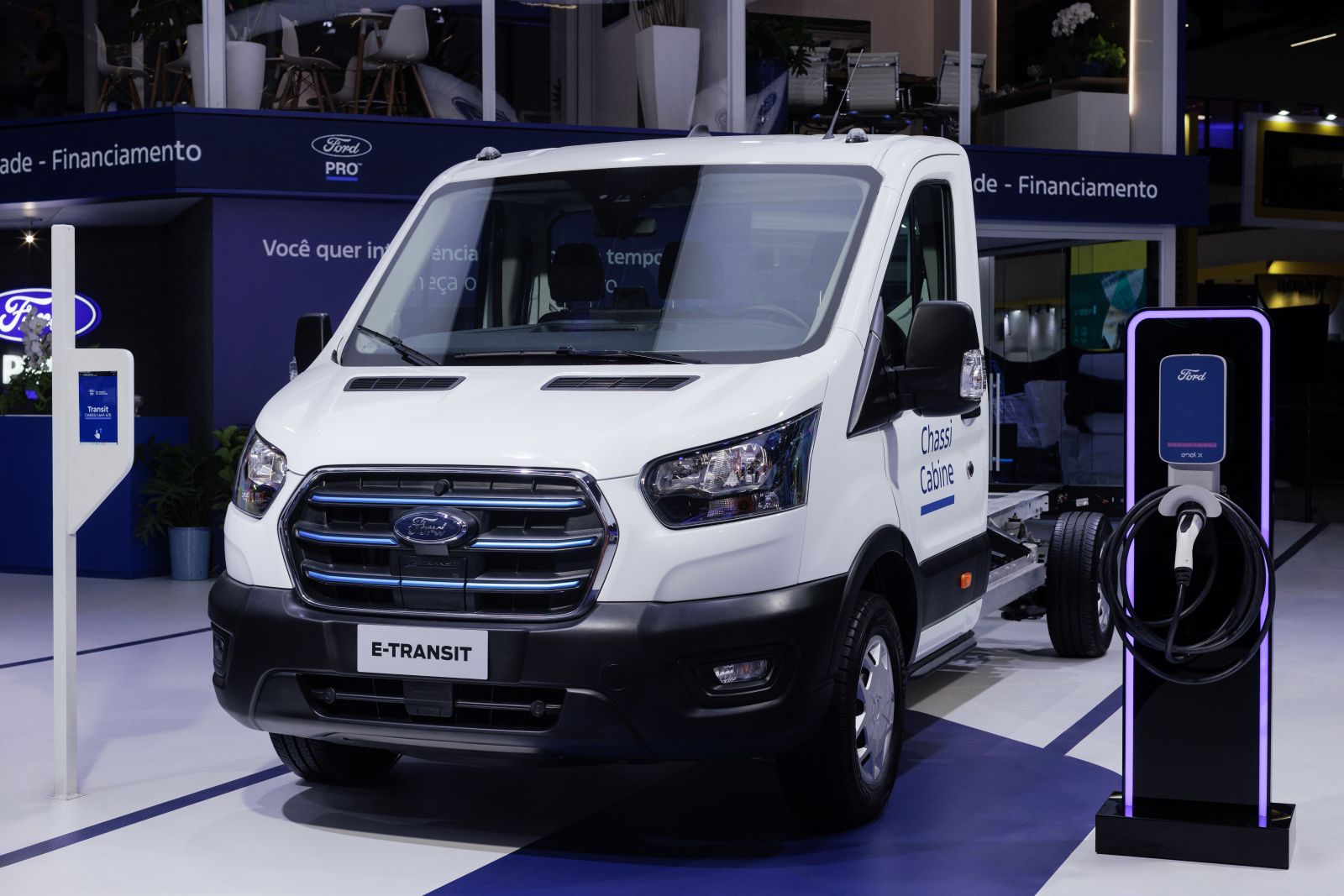 Ford Pro vende 24 mil veículos comerciais na América do Sul em 2024