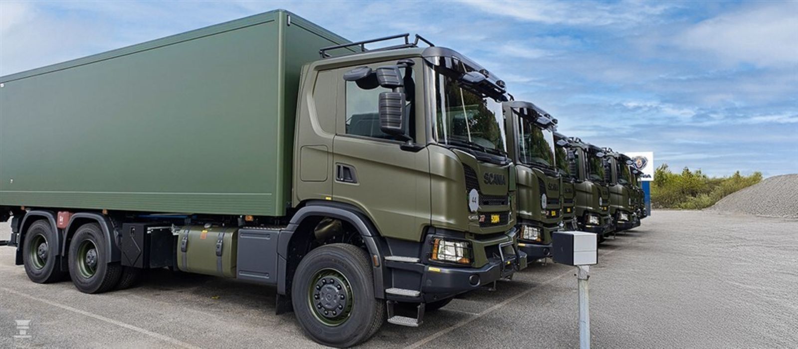 Exército sueco expande frota com caminhões Scania e Volvo