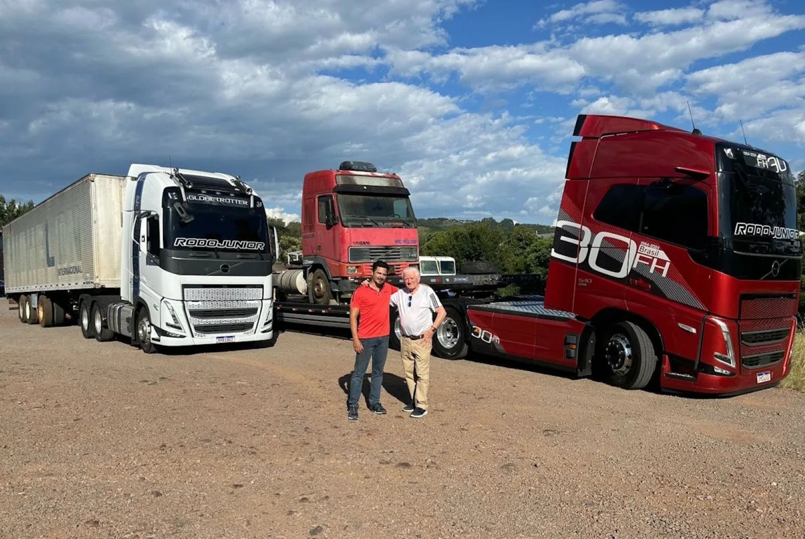 Rodojunior vai restaurar Volvo FH12 e carreta Randon da Michelon
