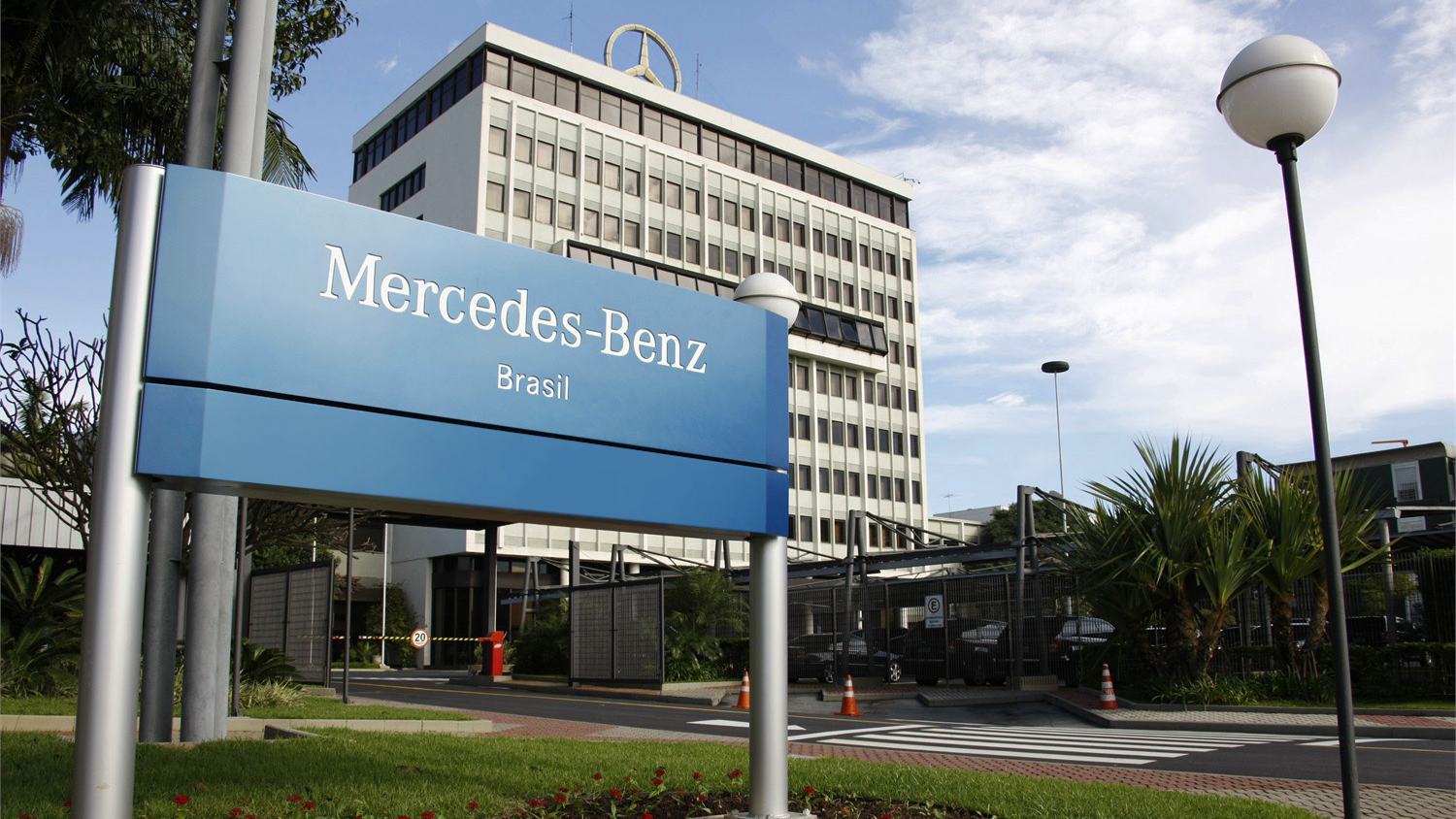 Mercedes-Benz