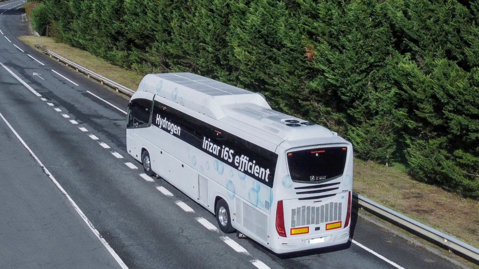 Ônibus Irizar percorre a maior distância com motor a hidrogênio