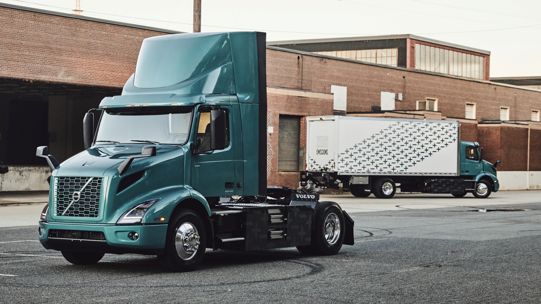 Volvo, VRN Electric, redução de emissões poluentes