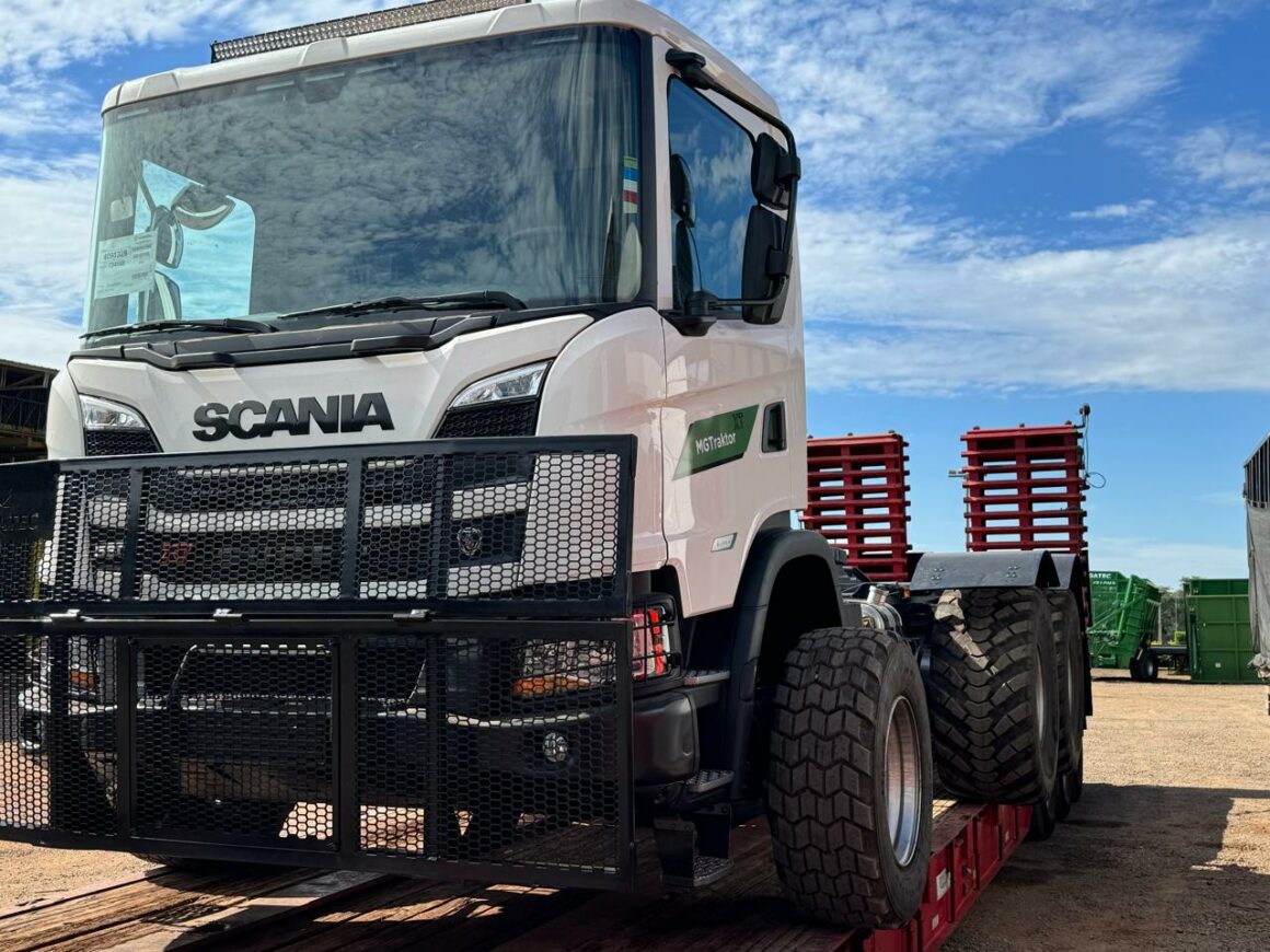 Scania 560 G Super XT recém-lançado para o transbordo de cana terá versão a gás