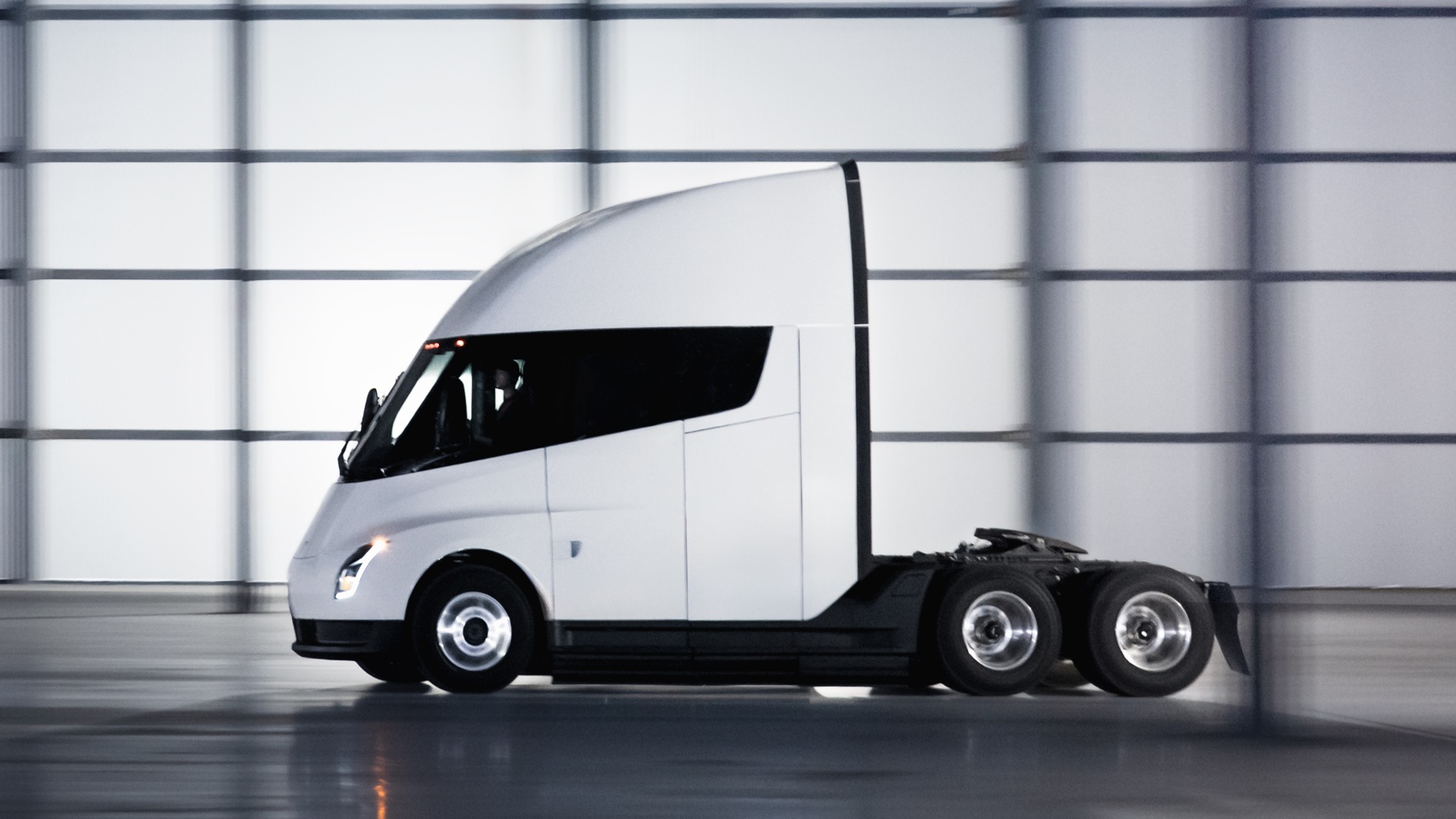 Tesla Semi, Tesla Motors