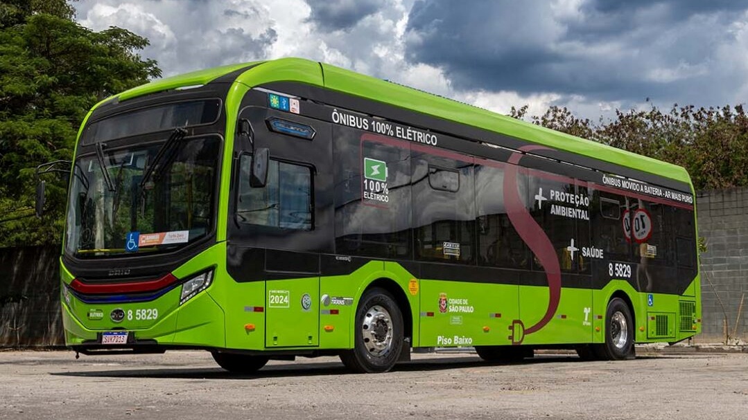 Uberlândia testa ônibus elétrico da BYD em operação urbana por 30 dias