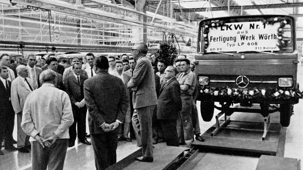 Daimler Truck, Mercedes-Benz, 