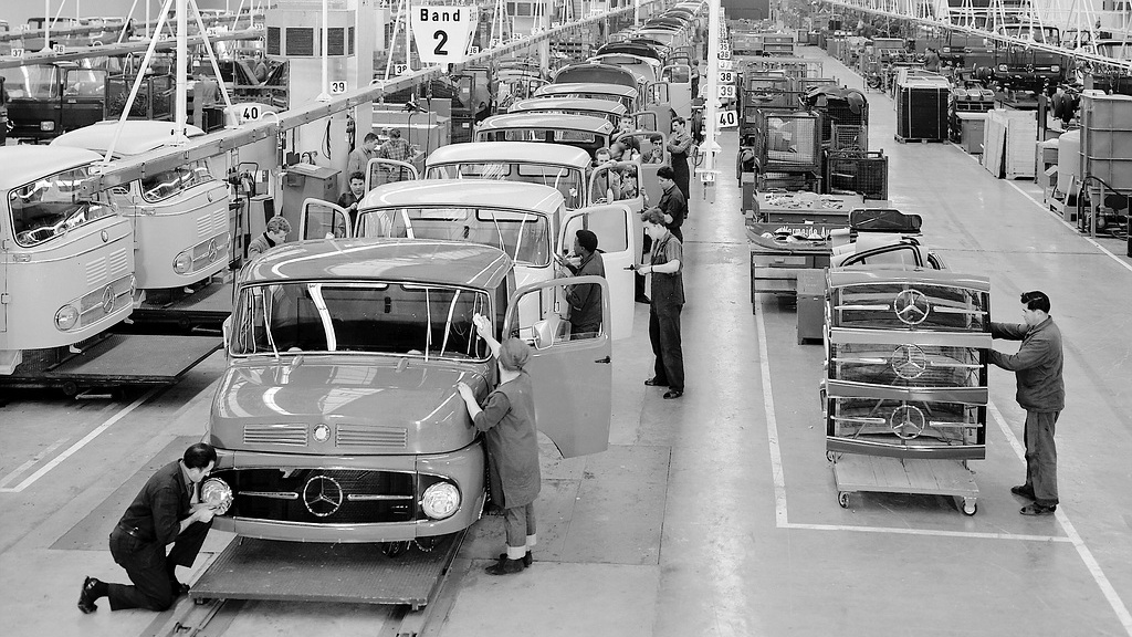 Daimler Truck, Mercedes-Benz, Wörth
