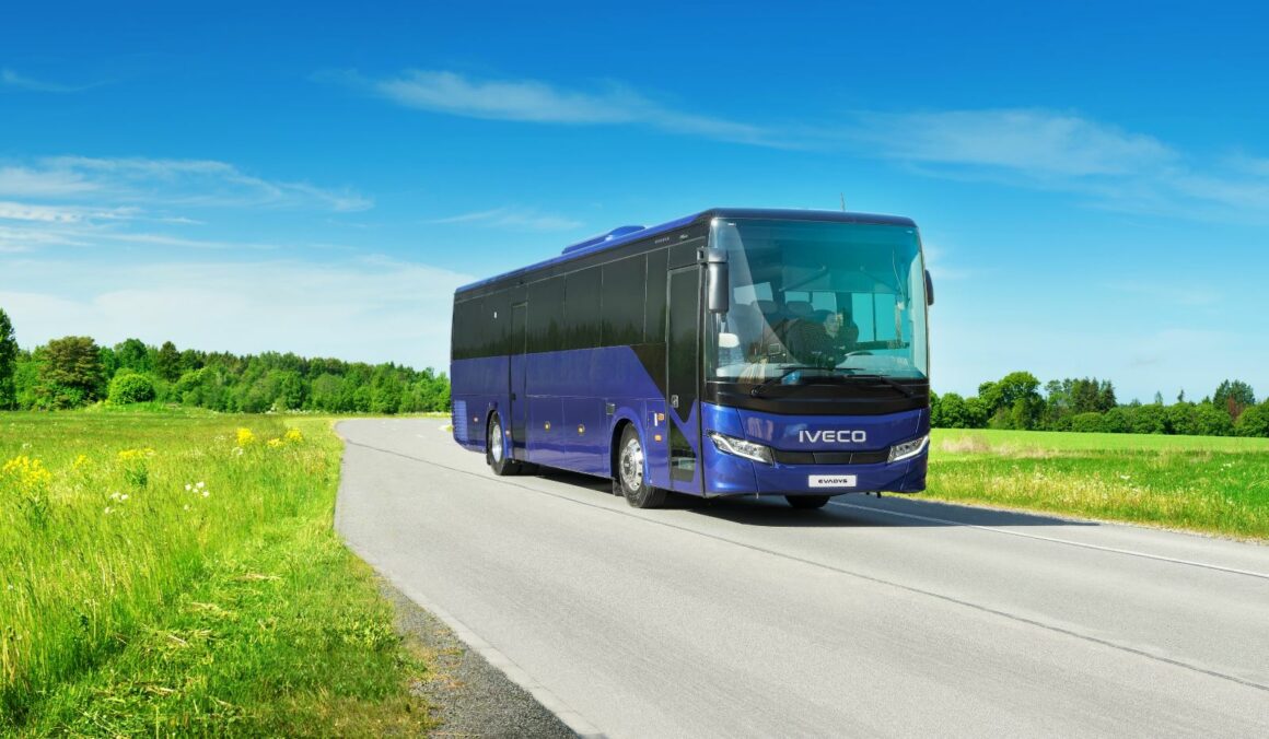 Iveco Bus apresenta seis novidades na Busworld Europe 2025