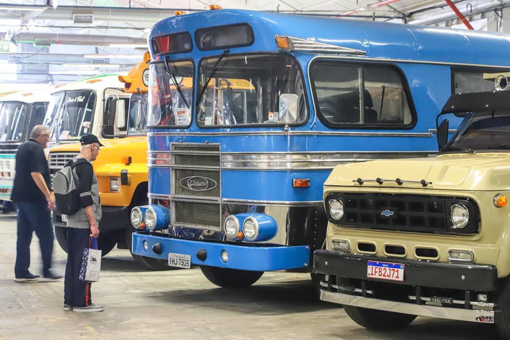 FNM D9 e D11 são os caminhões-destaque da Expoclassic 2025