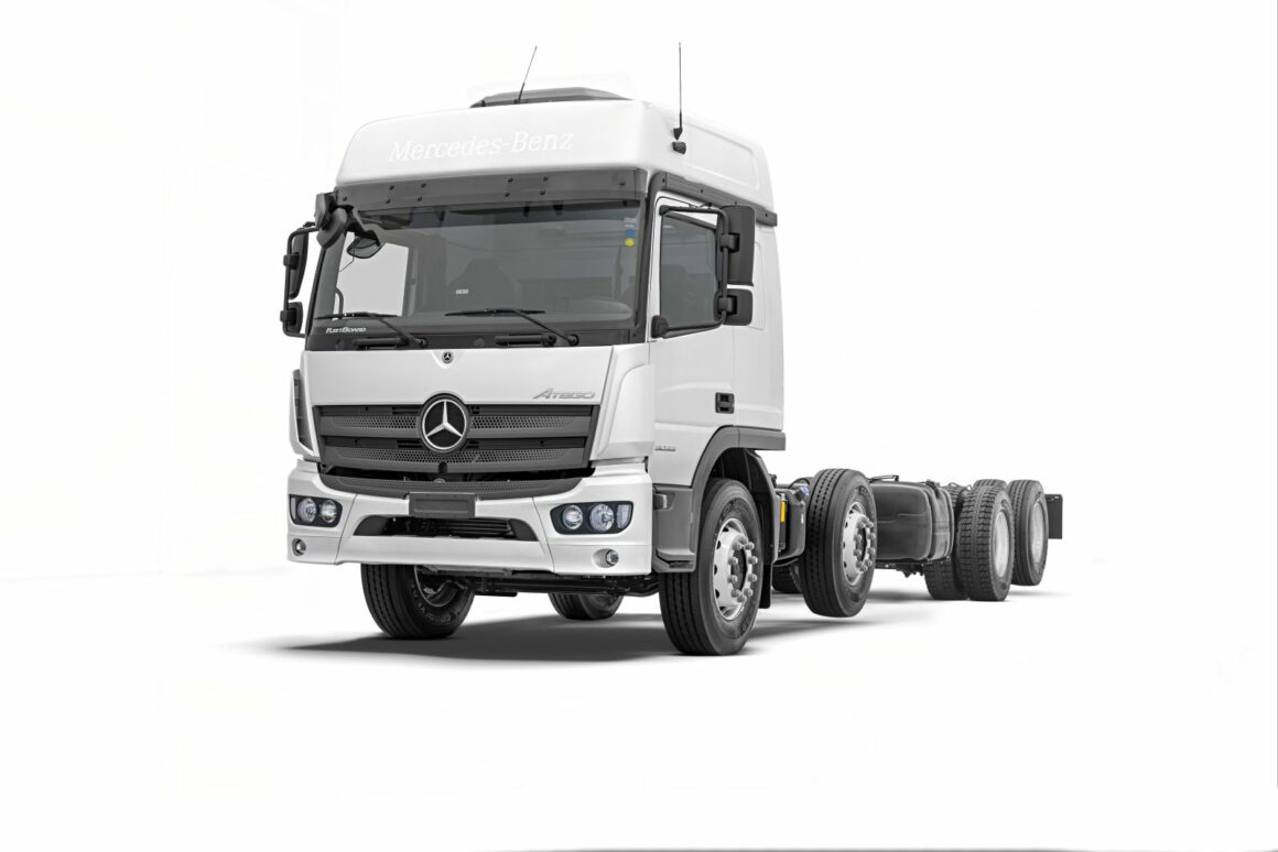 Venda de caminhões semipesados avança e Volvo VM 290 segue líder