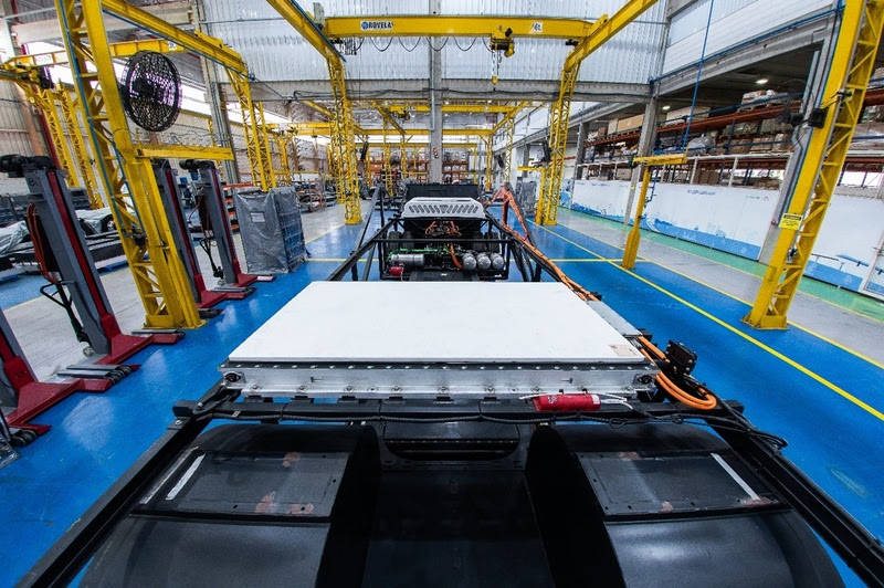 BYD passa a equipar baterias mais seguras em ônibus elétricos no Brasil