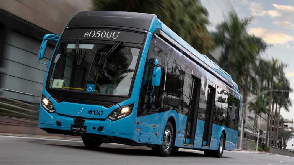 Mercedes-Benz, eO500U