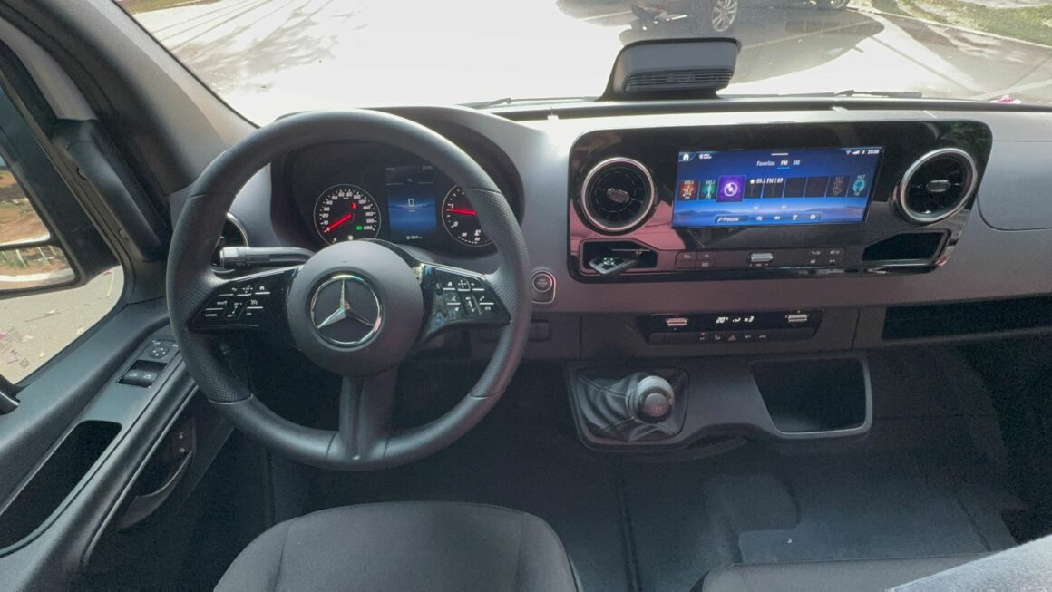 Andamos na Sprinter Street 317, novo furgão mais potente da Mercedes-Benz