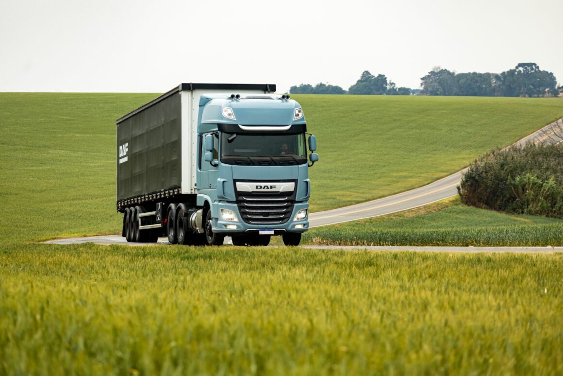 DAF lança novo CF de 380 cv na 24ª TranspoSul