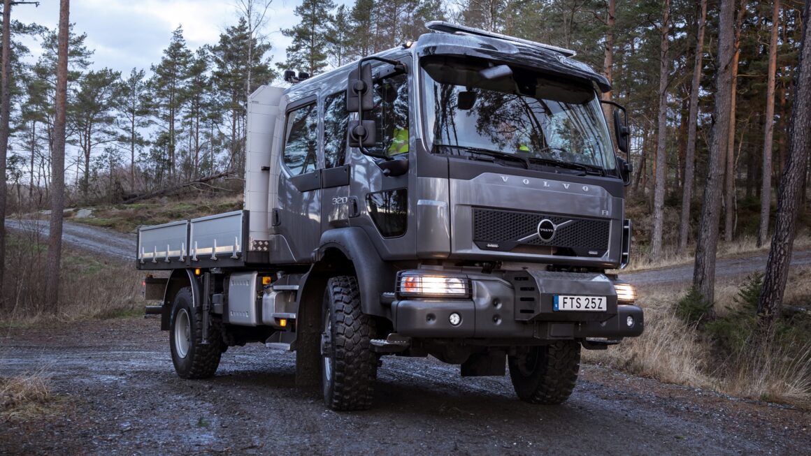 Volvo, FL 4x4