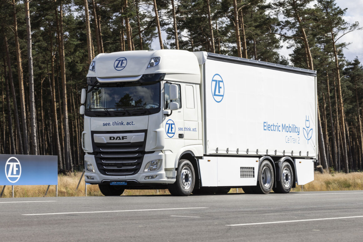 ZF nacionaliza ECU de freios e fortalece indústria de veículos comerciais no Brasil