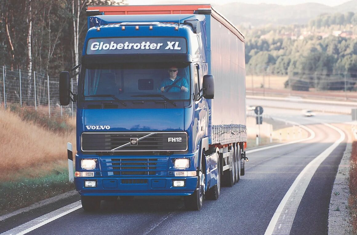 Cabine Volvo Globetrotter XL completa 30 anos e marca revolução das cabines