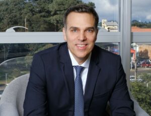 Marcopolo volta à Europa após 16 anos com o G8