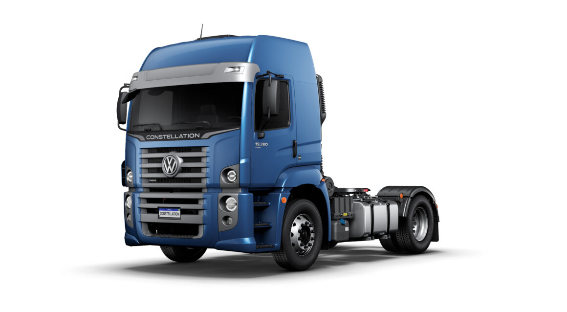 Volkswagen Constellation 19.380 vs Mercedes-Benz Axor 2038: confronto de 4x2