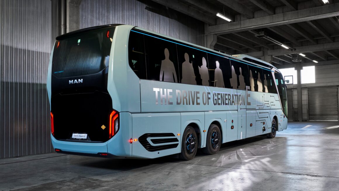 MAN, primeiro ônibus rodoviário elétrico, Lion’s Coach E