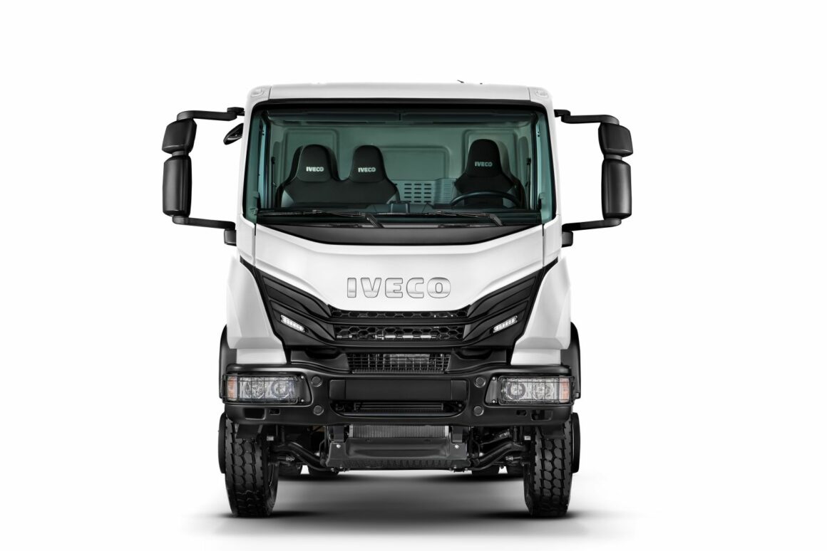 Iveco Tector 27.320, caminhões 6x4 construção leve