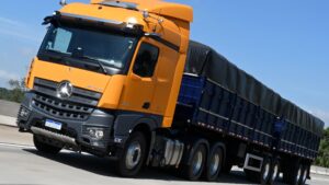 Mercedes-Benz, SENAI, Actros