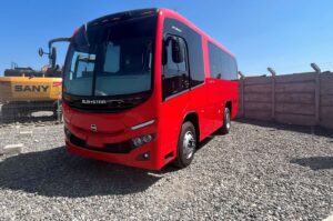 Mercedes-Benz micro-ônibus 4x4 no Chile