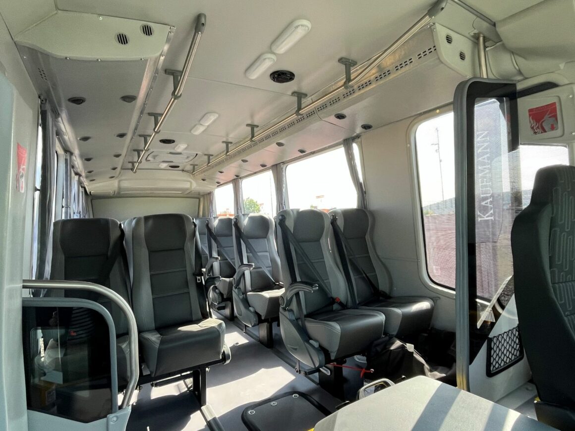 Mercedes-Benz micro-ônibus 4x4 no Chile