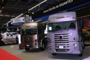 Volkswagen Constellation para exportação