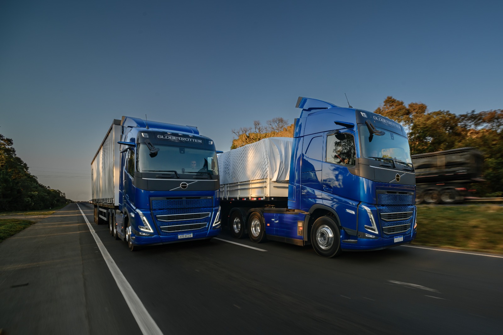 Venda de caminhões pesados, Volvo FH 540 e 460