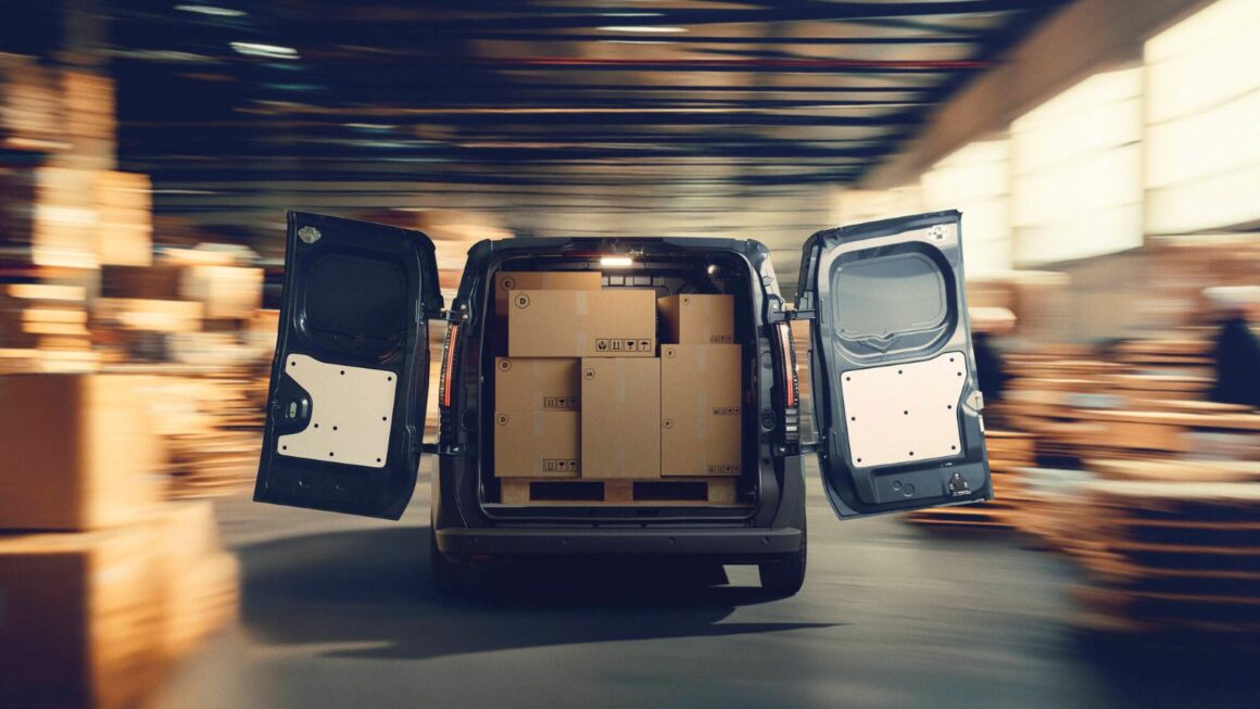 Renault Trafic Van E-Tech electric